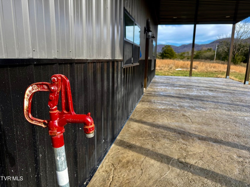 Photo #60: 2114 Powell River Rd 