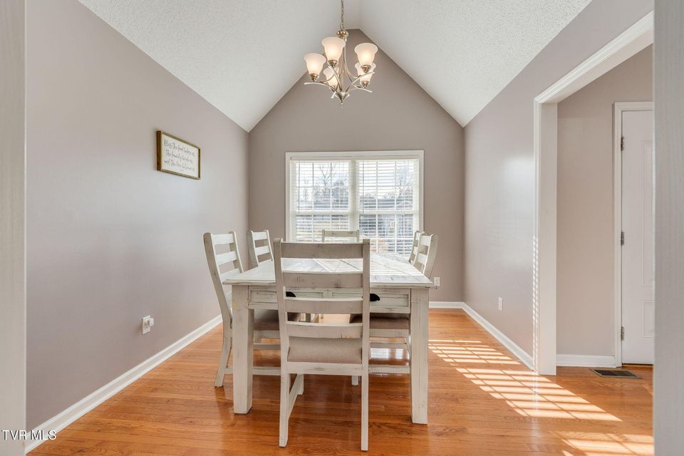 Photo #15: 102 Wyntuck Lane