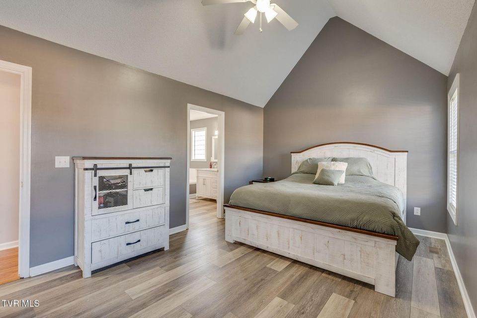 Photo #18: 102 Wyntuck Lane