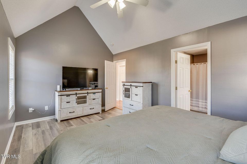 Photo #19: 102 Wyntuck Lane