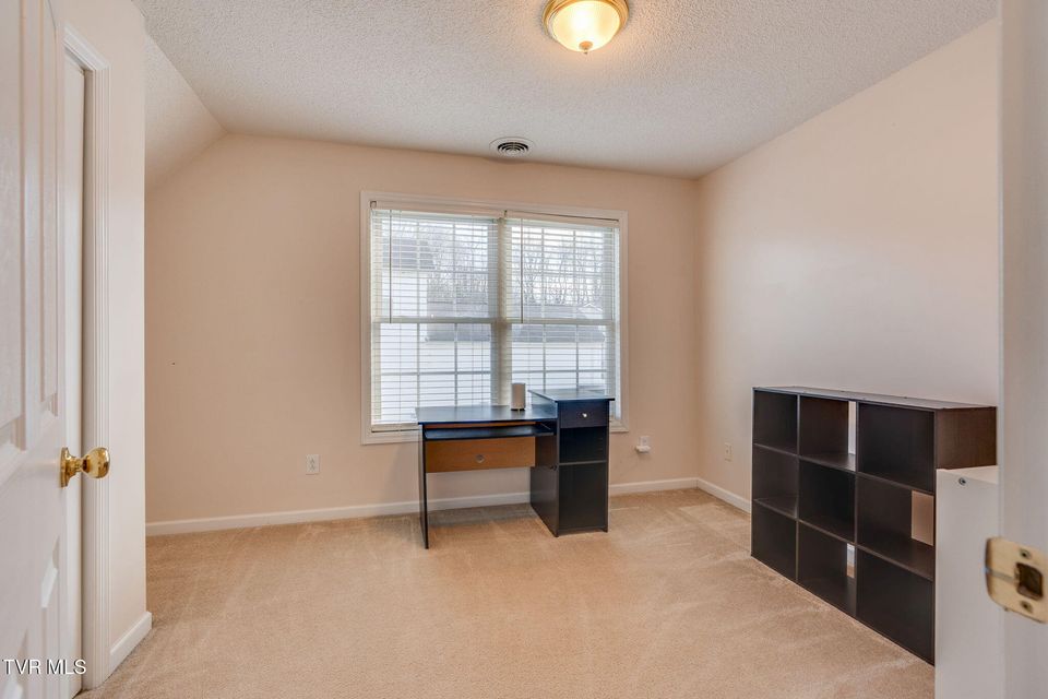 Photo #26: 102 Wyntuck Lane