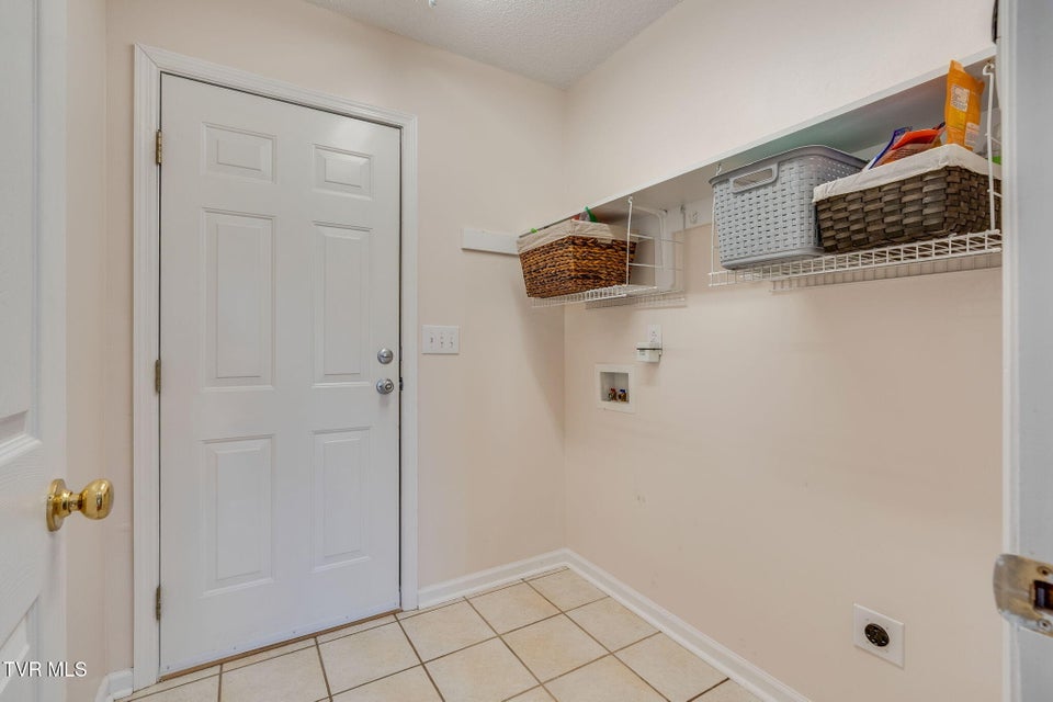 Photo #28: 102 Wyntuck Lane