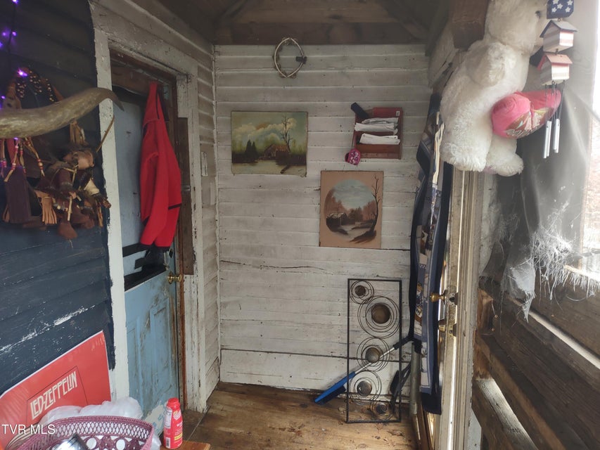 Photo #7: 1004 Maple Street