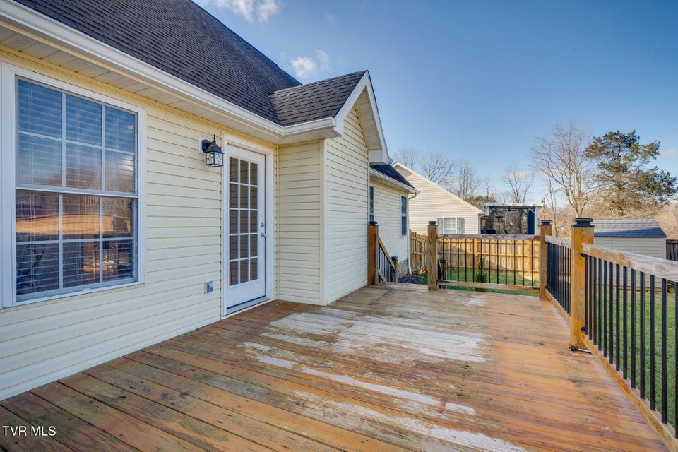 Photo #35: 102 Wyntuck Lane