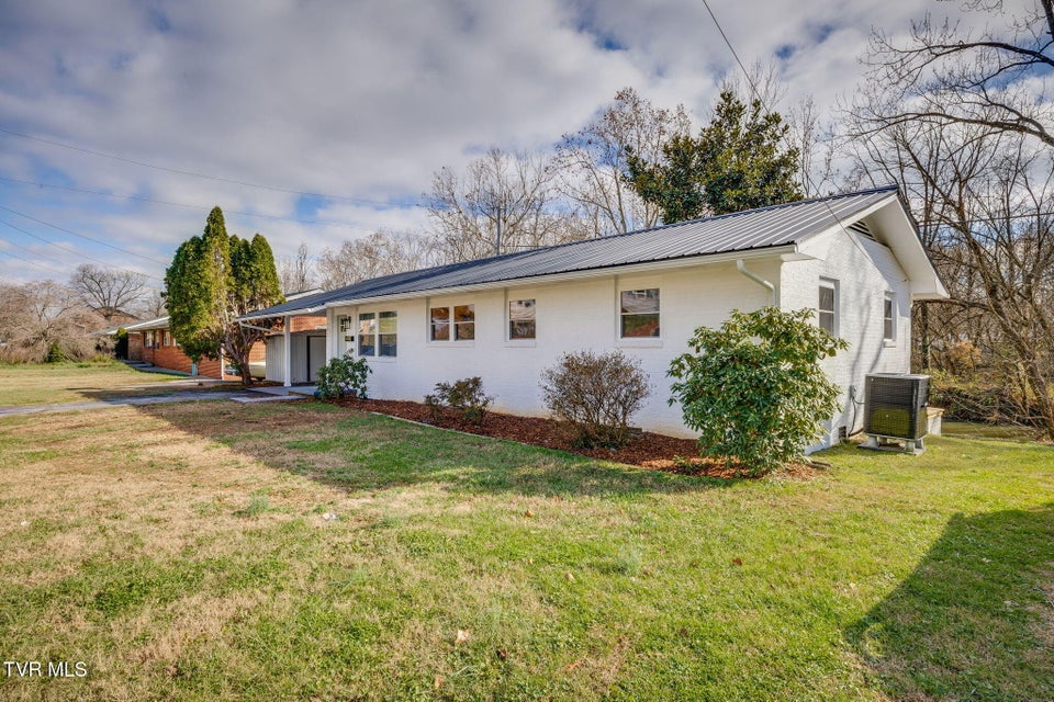 Photo #2: 583 Lovedale Drive