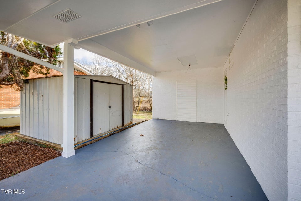 Photo #3: 583 Lovedale Drive