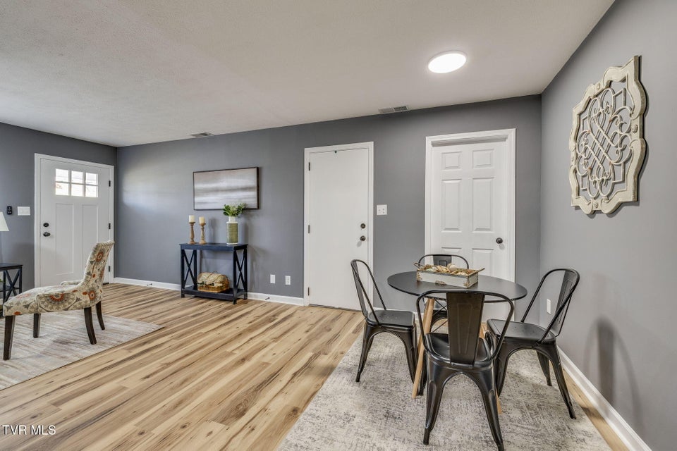 Photo #8: 583 Lovedale Drive