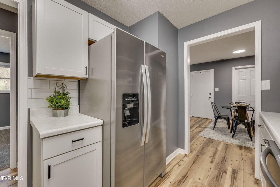 Photo #11: 583 Lovedale Drive