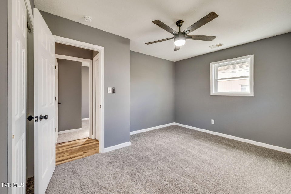 Photo #13: 583 Lovedale Drive