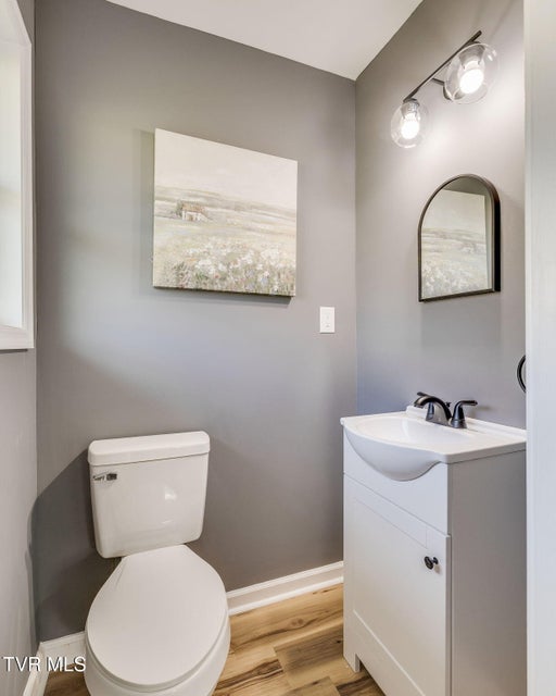 Photo #15: 583 Lovedale Drive