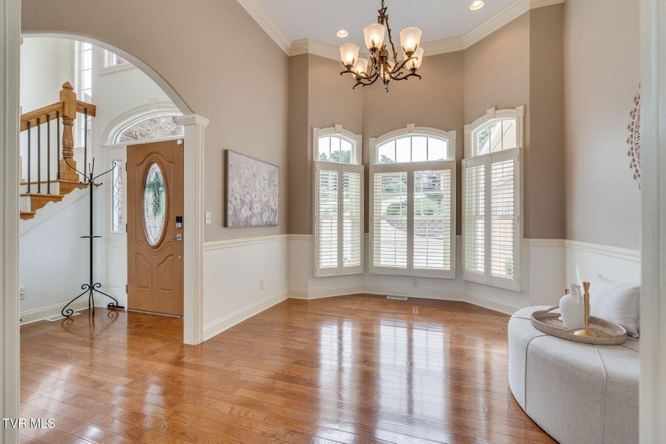 Photo #4: 8 Lake Harbor Court