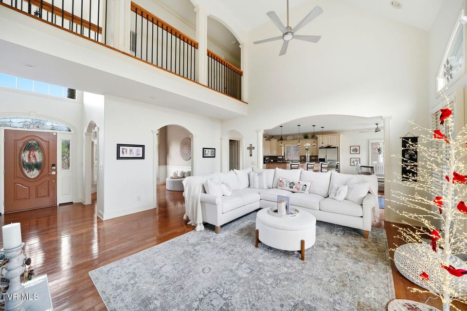 Photo #11: 8 Lake Harbor Court