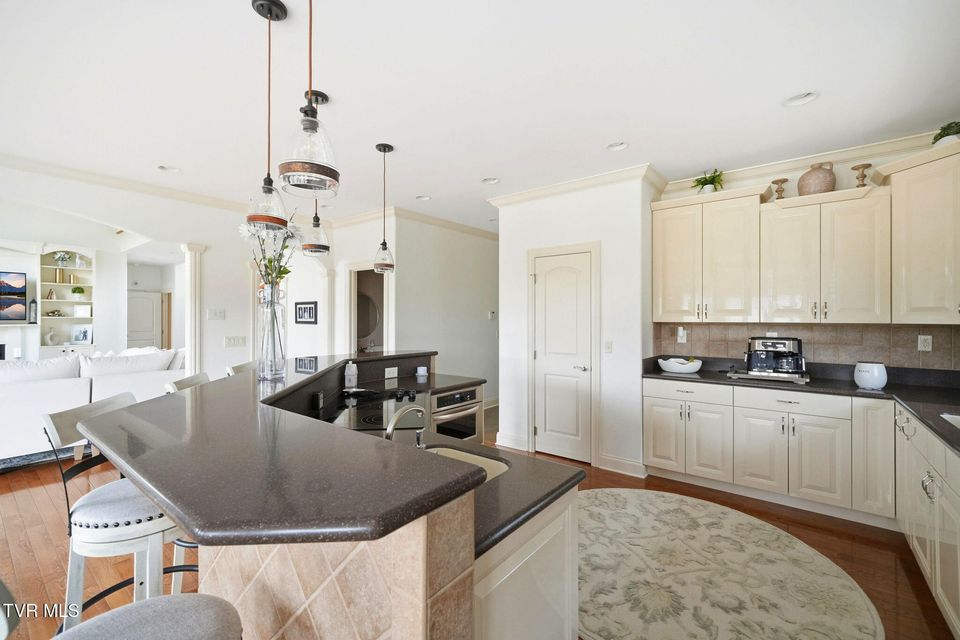 Photo #14: 8 Lake Harbor Court