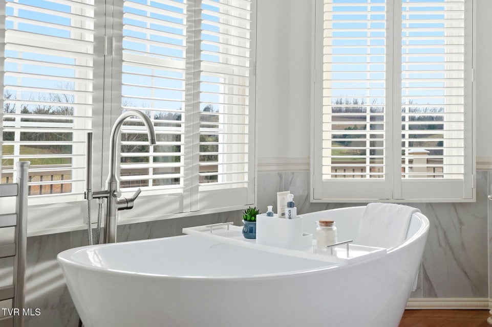 Photo #24: 8 Lake Harbor Court