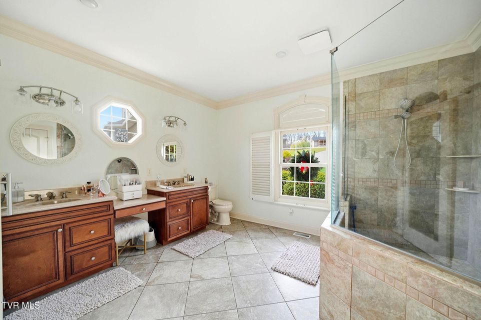 Photo #25: 8 Lake Harbor Court