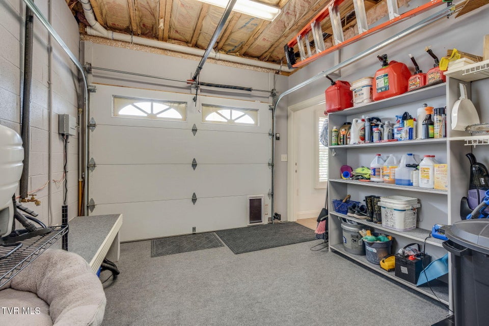 Photo #48: 8 Lake Harbor Court