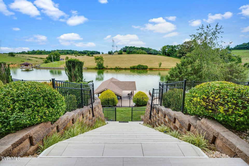 Photo #54: 8 Lake Harbor Court