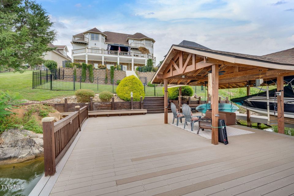 Photo #59: 8 Lake Harbor Court