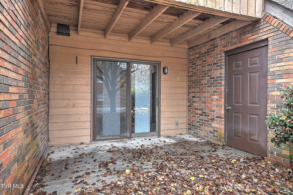 Photo #3: 500 Fleetwood Drive