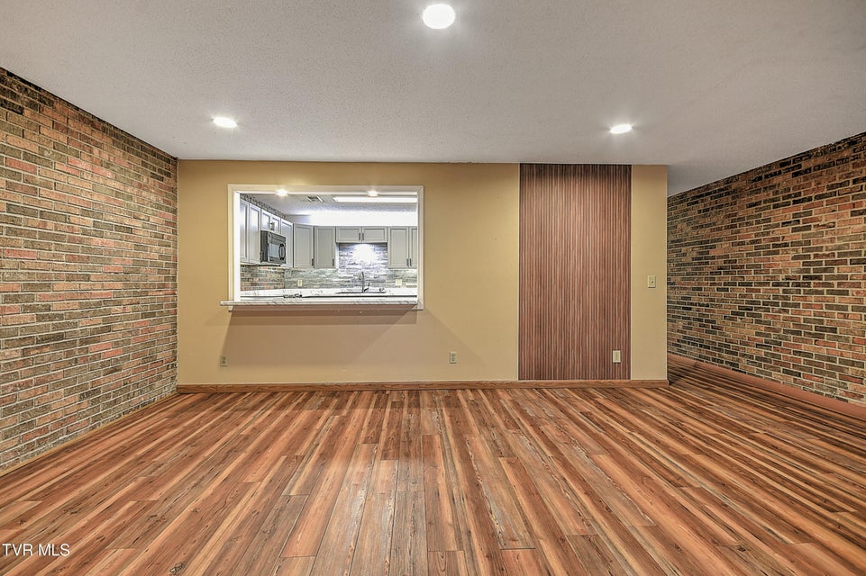 Photo #6: 500 Fleetwood Drive