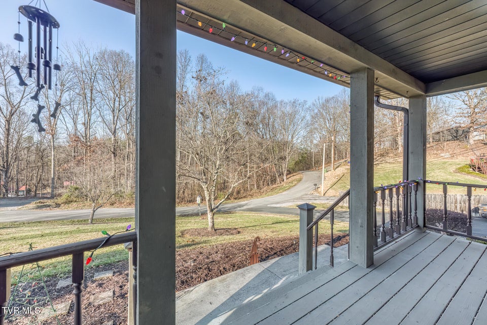 Photo #8: 155 Horseshoe Drive