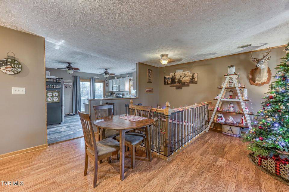 Photo #13: 155 Horseshoe Drive