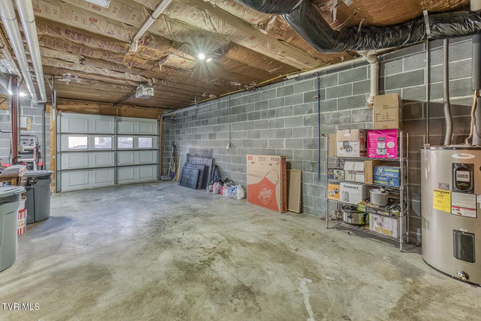 Photo #39: 155 Horseshoe Drive