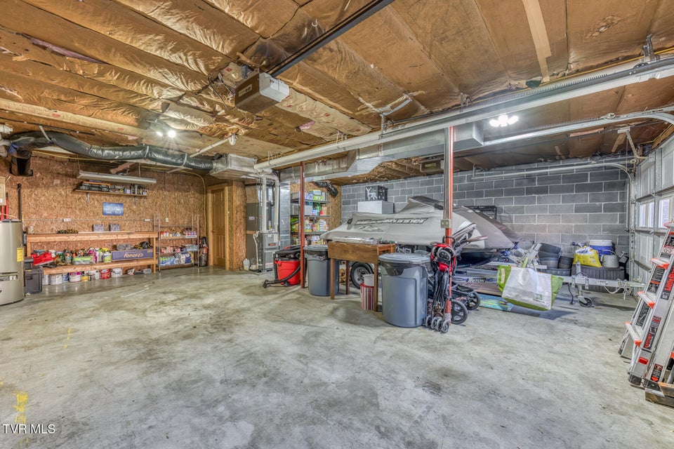 Photo #40: 155 Horseshoe Drive