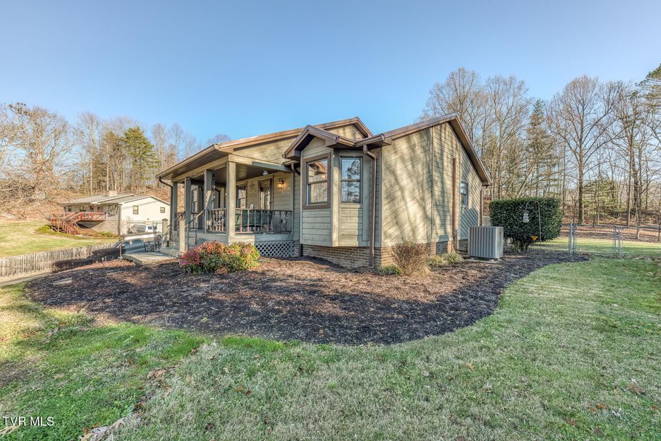 Photo #58: 155 Horseshoe Drive