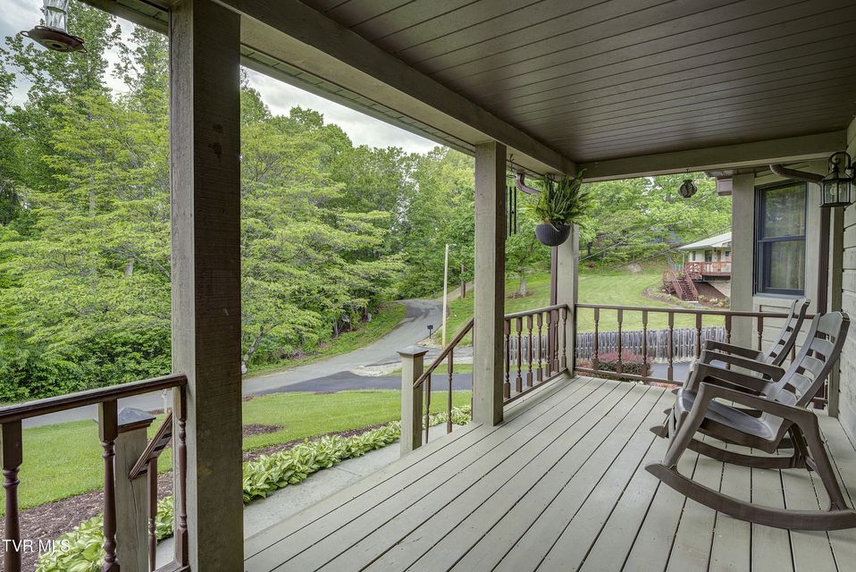 Photo #81: 155 Horseshoe Drive