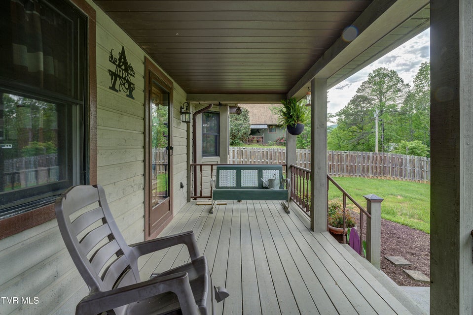 Photo #83: 155 Horseshoe Drive