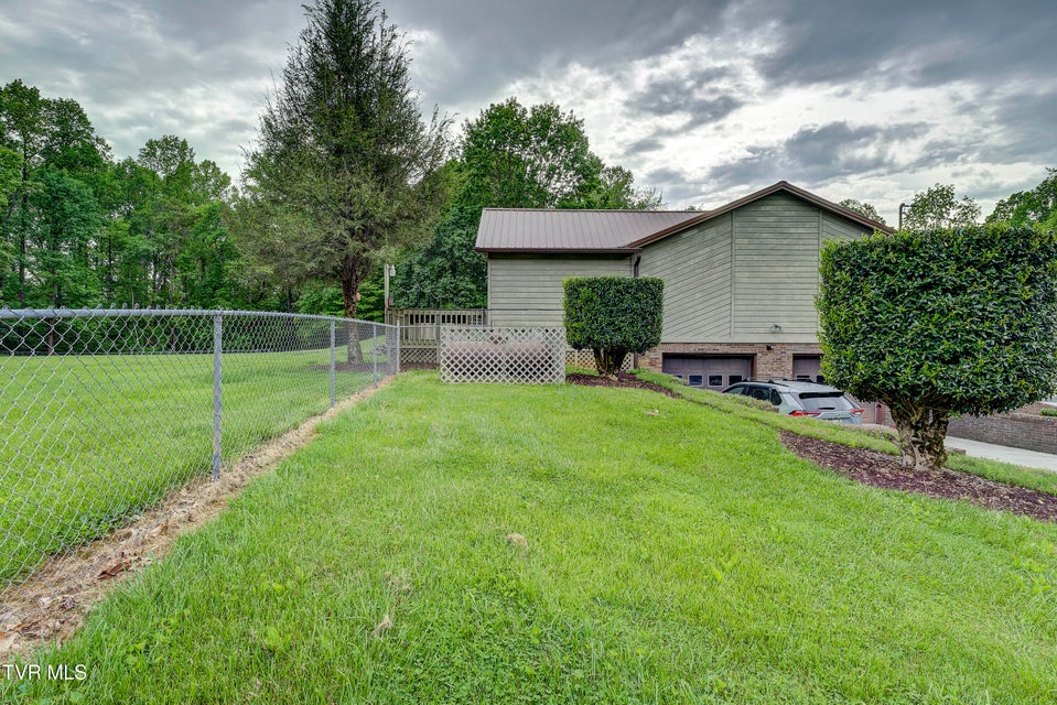 Photo #84: 155 Horseshoe Drive