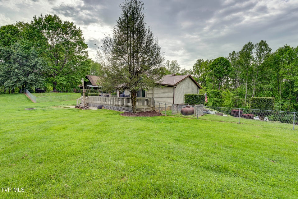 Photo #85: 155 Horseshoe Drive