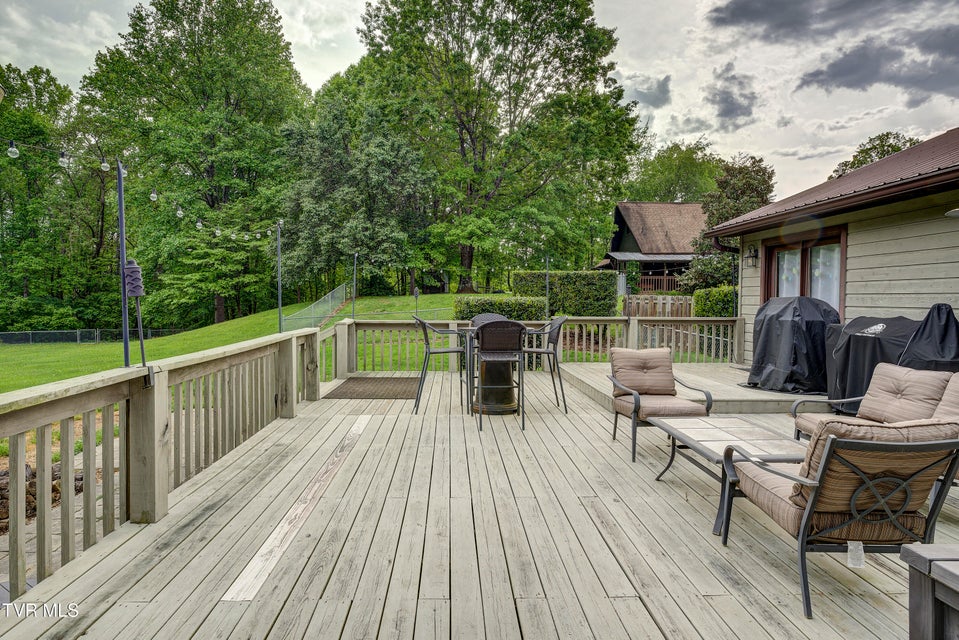 Photo #88: 155 Horseshoe Drive