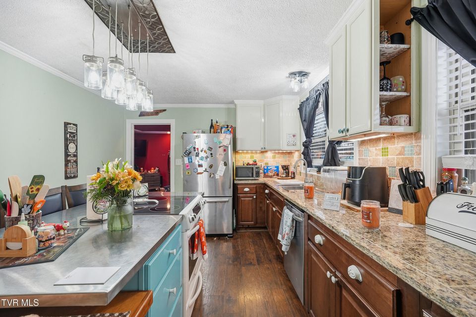 Photo #12: 101 Buncomb Hill Road