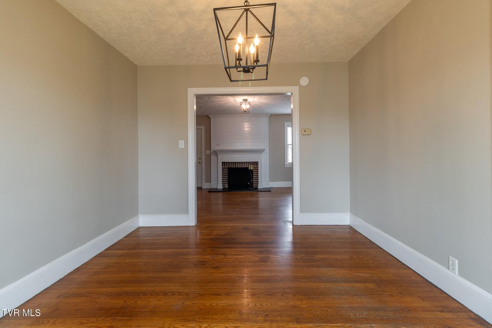 Photo #14: 165 Sevier Avenue