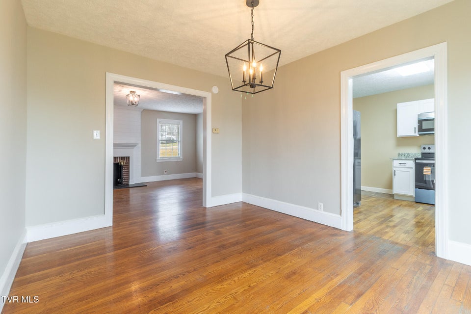 Photo #15: 165 Sevier Avenue