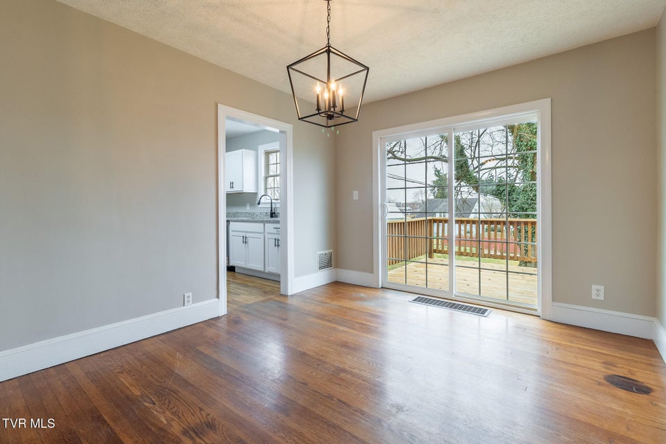 Photo #16: 165 Sevier Avenue