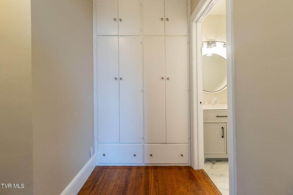 Photo #23: 165 Sevier Avenue