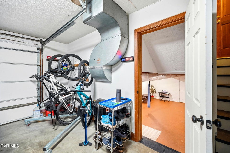 Photo #43: 3303 Honeywood Drive