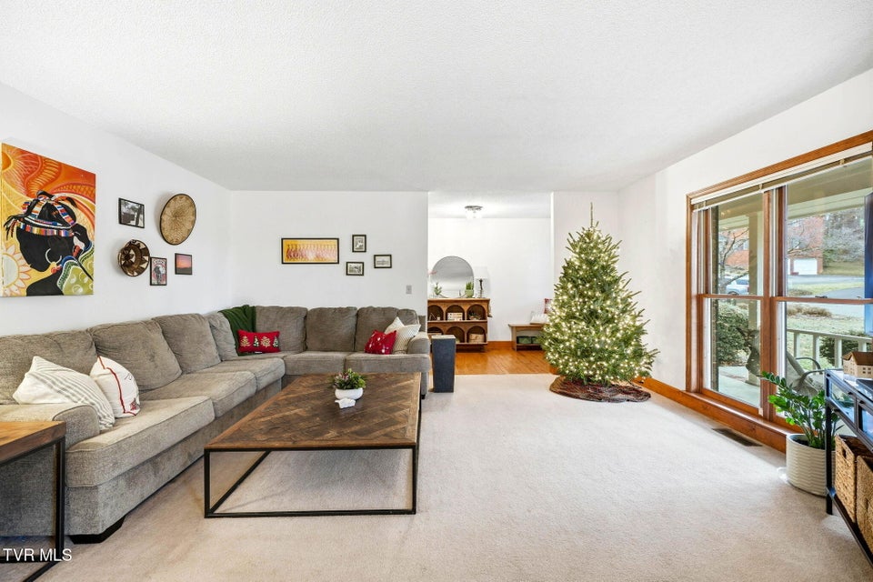 Photo #9: 3303 Honeywood Drive