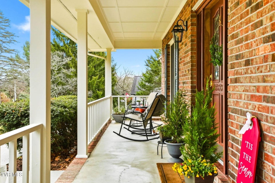 Photo #4: 3303 Honeywood Drive