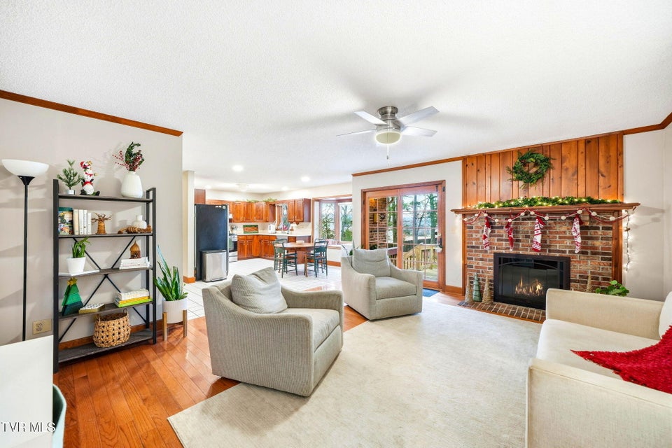 Photo #12: 3303 Honeywood Drive