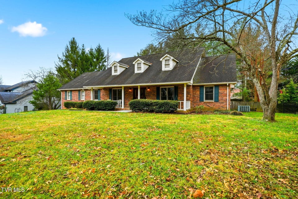 Photo #2: 3303 Honeywood Drive