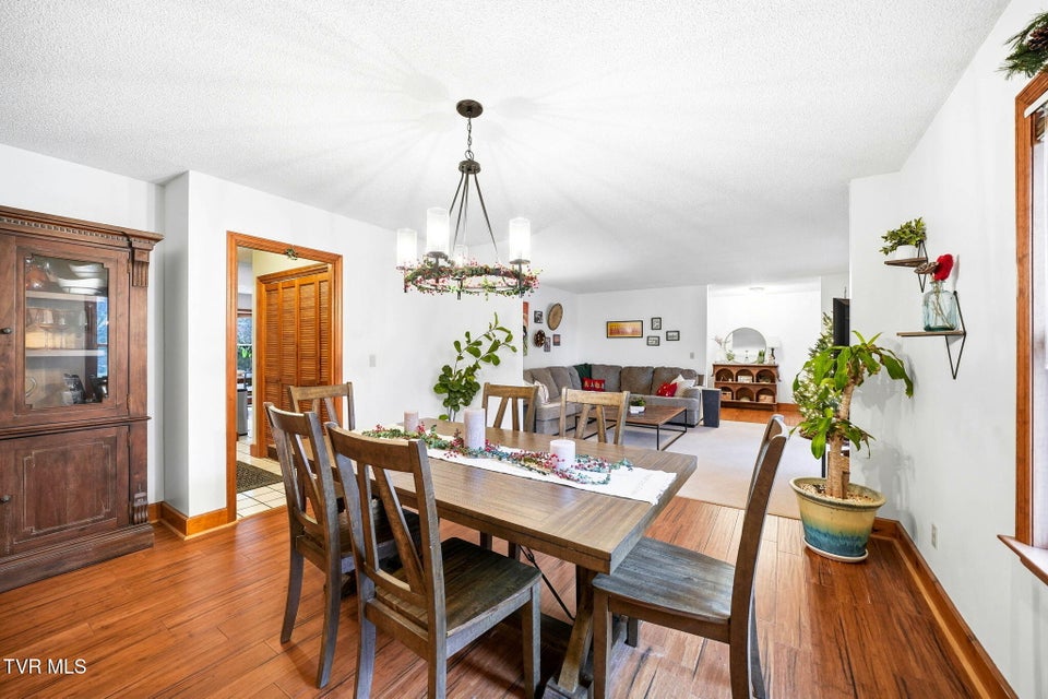 Photo #10: 3303 Honeywood Drive