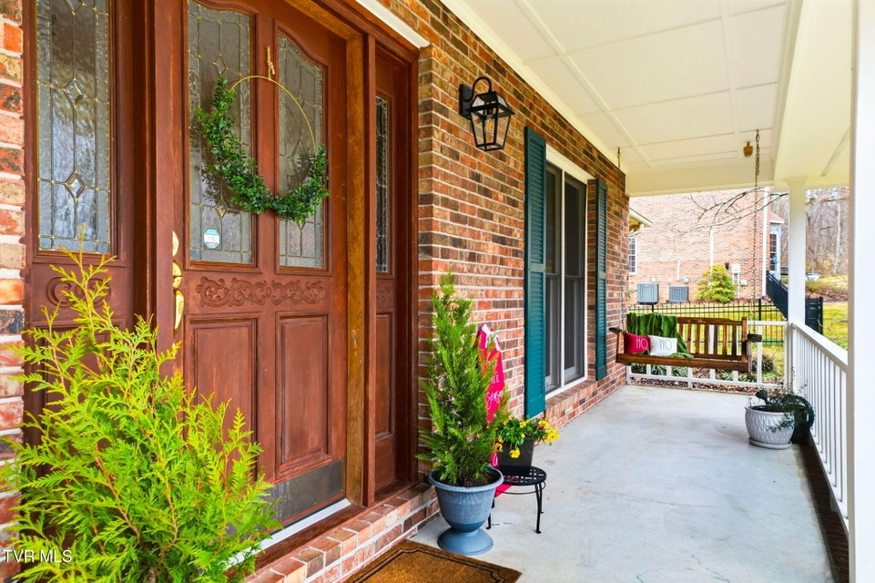 Photo #6: 3303 Honeywood Drive