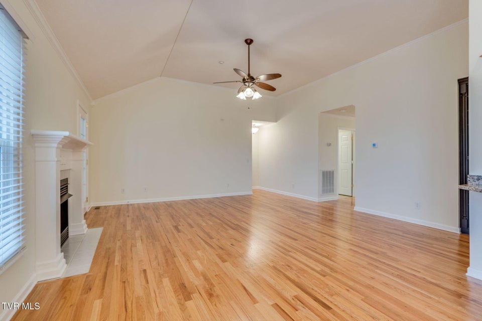 Photo #9: 4150 Cooks Point