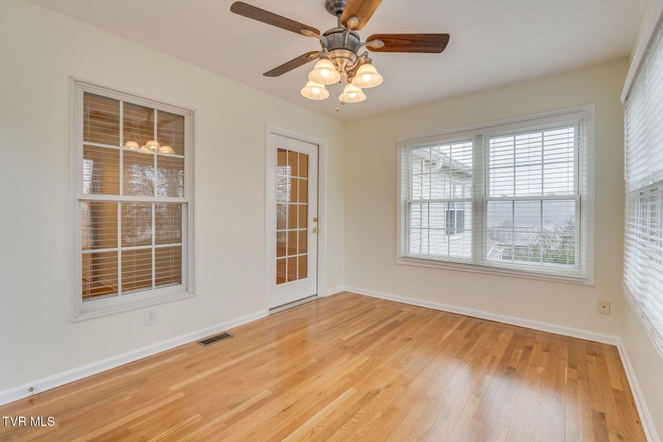 Photo #11: 4150 Cooks Point