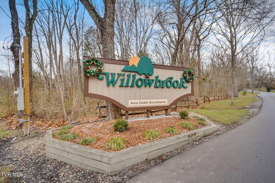 Photo #6: 171 Aston Court