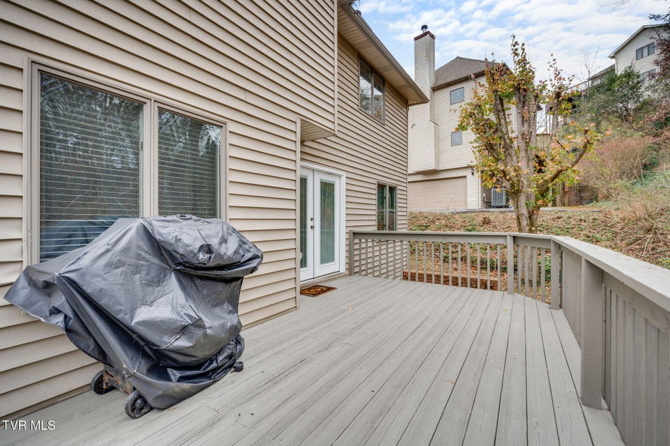 Photo #37: 171 Aston Court